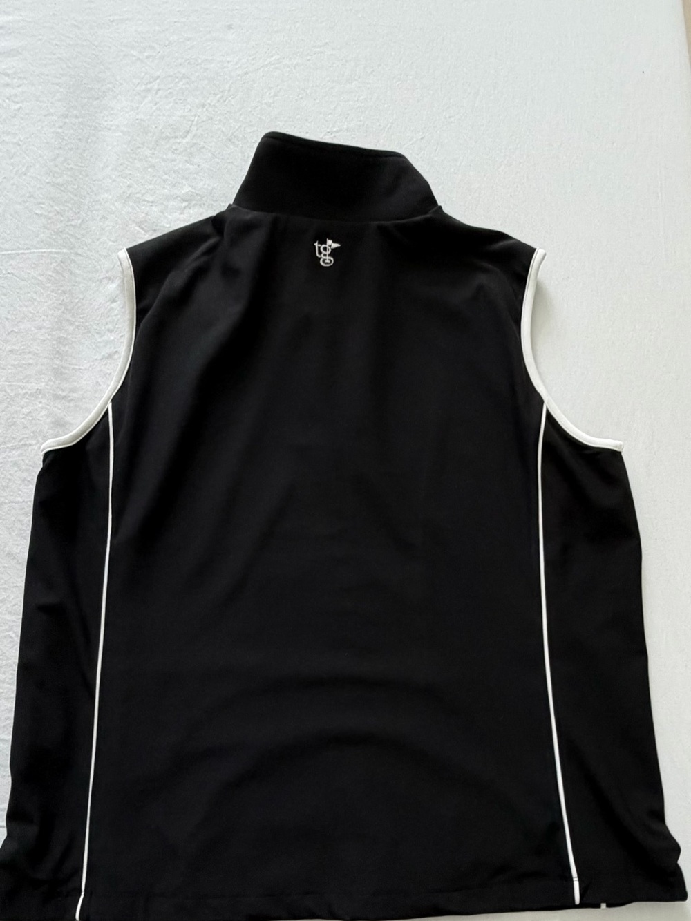 T&G Black Mock-Neck Sleeveless Tank with White Piping